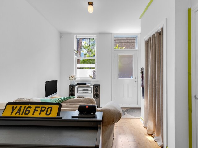 Salon